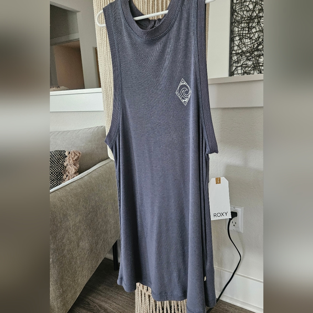 NWT Roxy Women's Muscle Tunic- Dark Gray